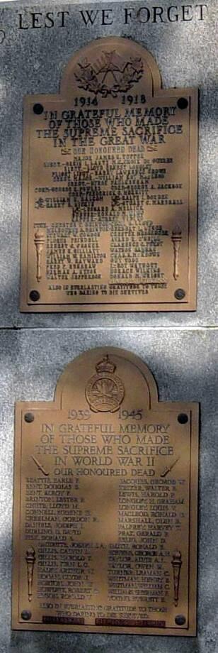 Bridgetown: war memorial monument