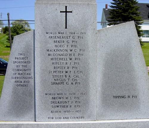 Maccan: war memorial monument
