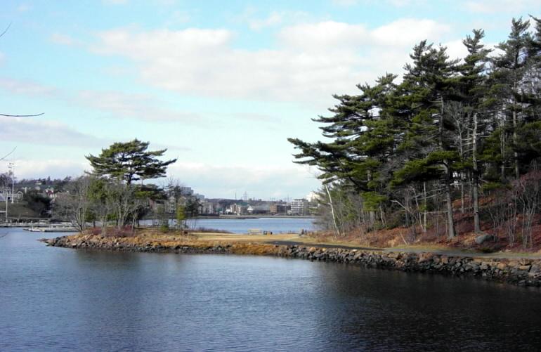 Halifax: Deadman's Island