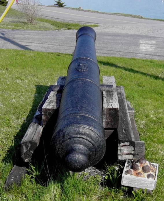 Five Houses cast iron cannon
