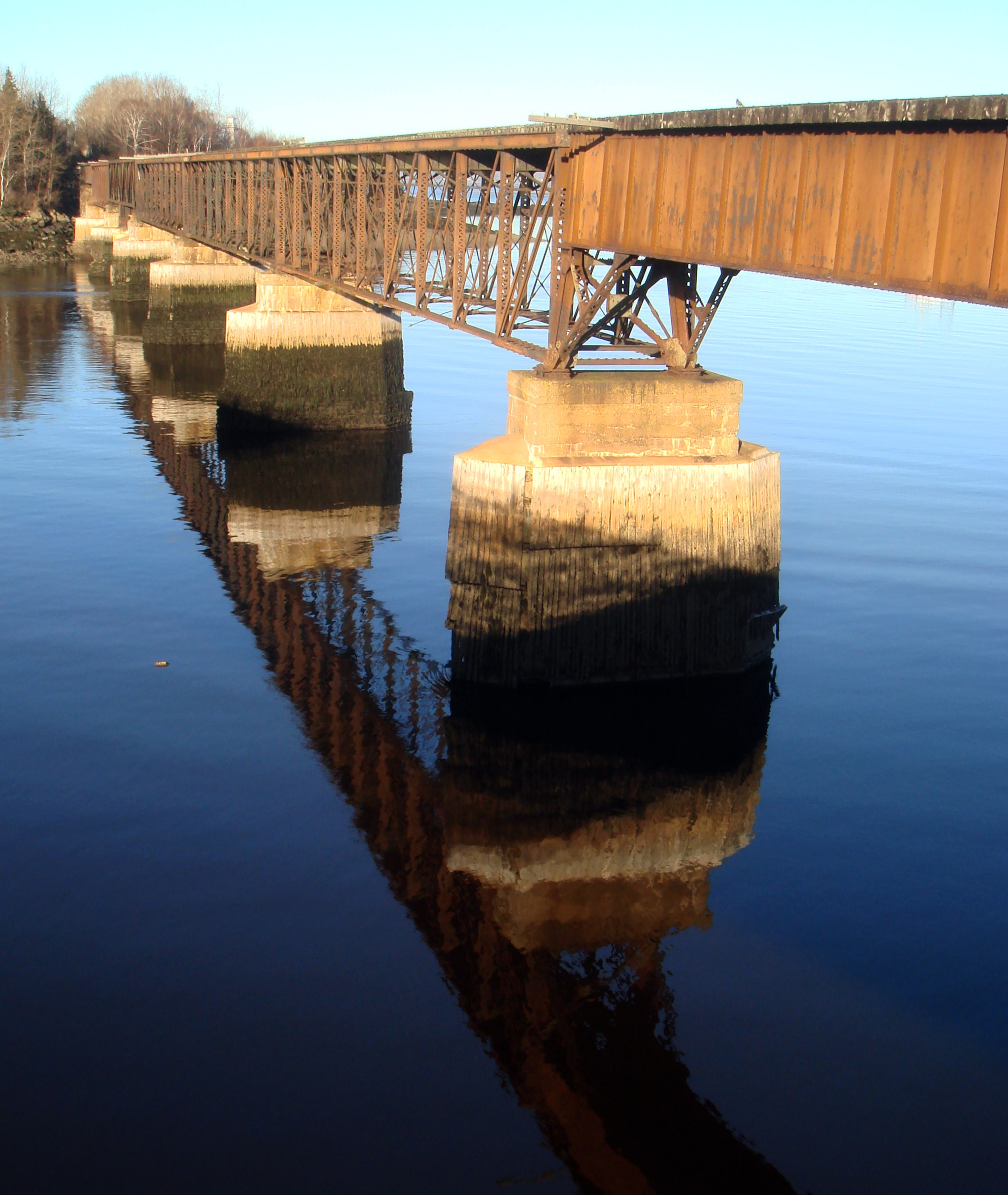 Dominion Atlantic Railway: Bear River Bridge, Digby County, Nova Scotia, 12 Nov 2010