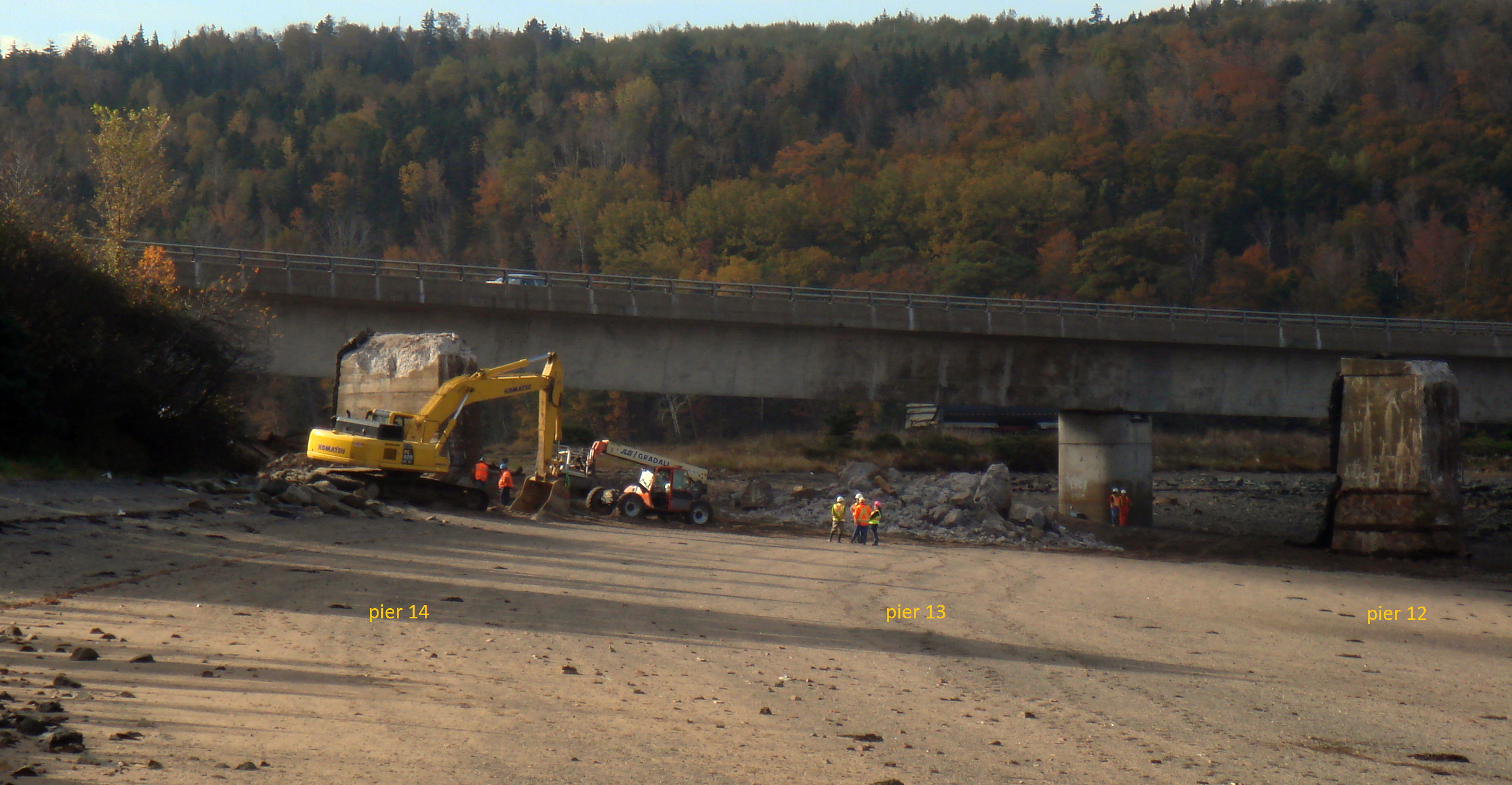 Dominion Atlantic Railway: Bear River Bridge, Digby County, Nova Scotia, 18 Oct 2011