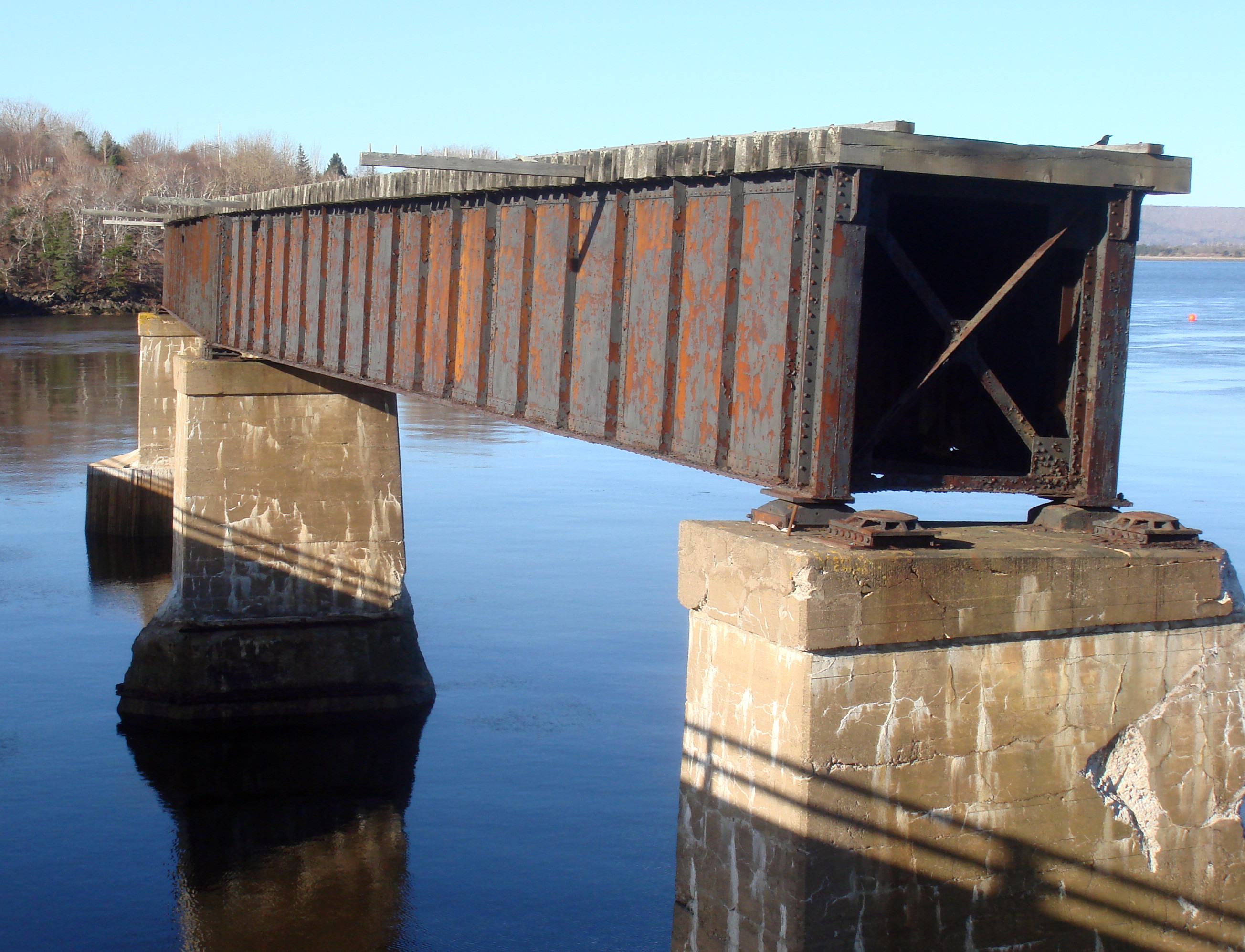 Dominion Atlantic Railway: Bear River Bridge, Digby County, Nova Scotia, 22 Nov 2011