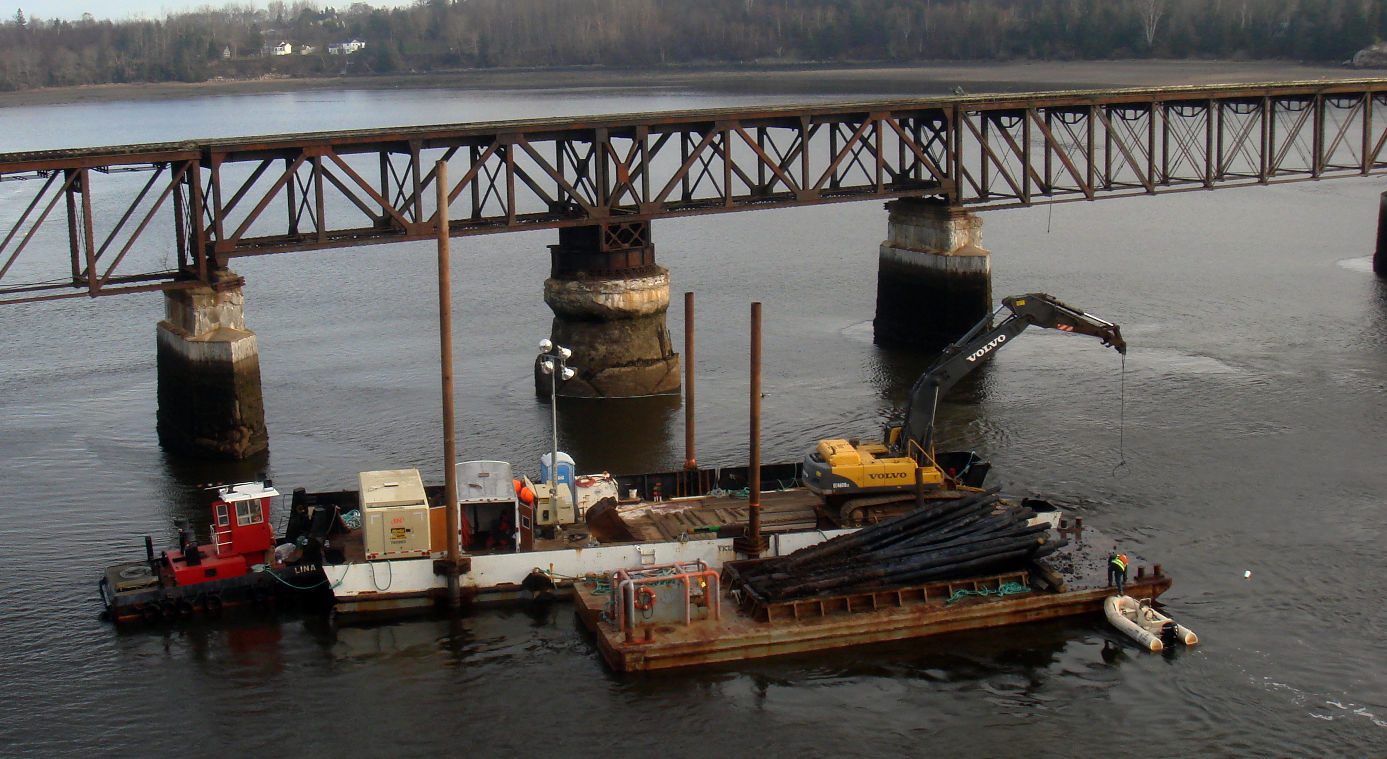 Dominion Atlantic Railway: Bear River Bridge, Digby County, Nova Scotia, 13 Dec 2011