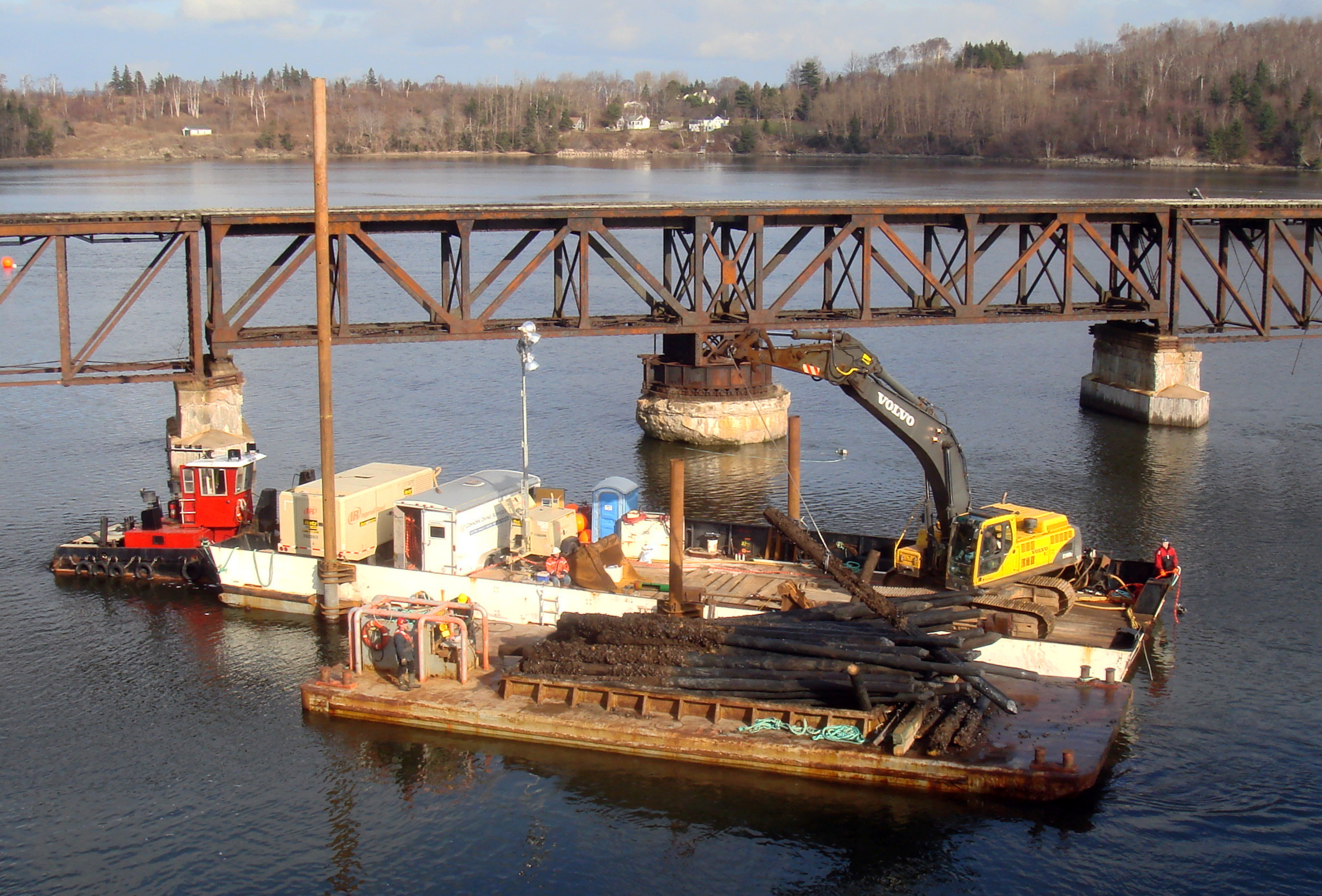 Dominion Atlantic Railway: Bear River Bridge, Digby County, Nova Scotia, 13 Dec 2011