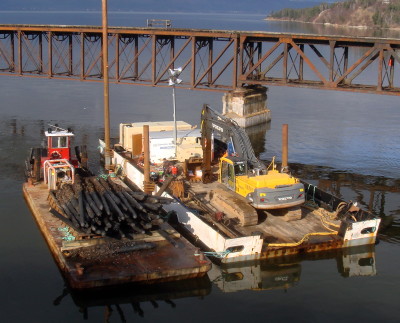 Dominion Atlantic Railway: Bear River Bridge, Digby County, Nova Scotia, 13 Dec 2011