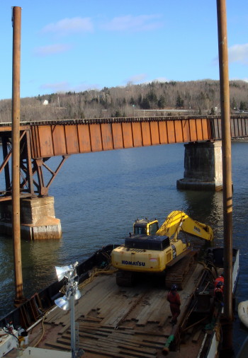 Dominion Atlantic Railway: Bear River Bridge, Digby County, Nova Scotia, 09 Jan 2012