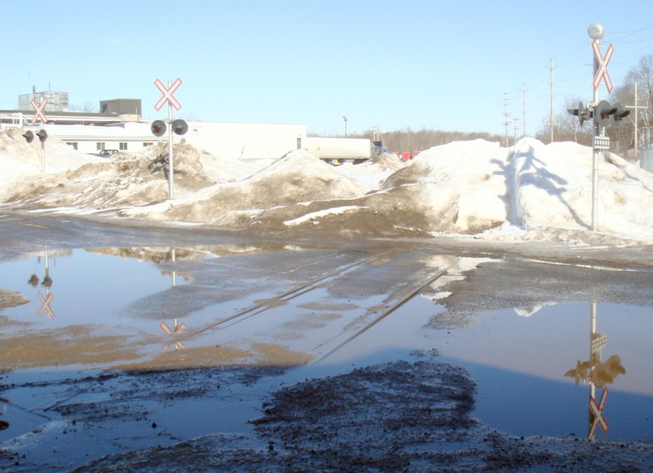 Nova Scotia: Windsor & Hantsport Railway, New Minas, Feb. 2009
